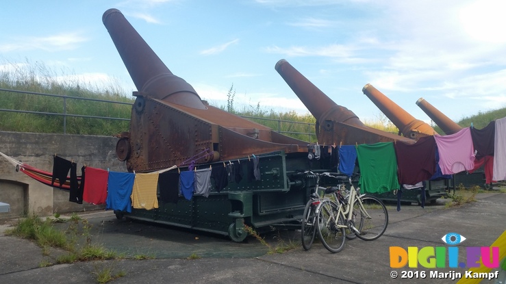 20160824_191108 Washing and push bikes at cannons